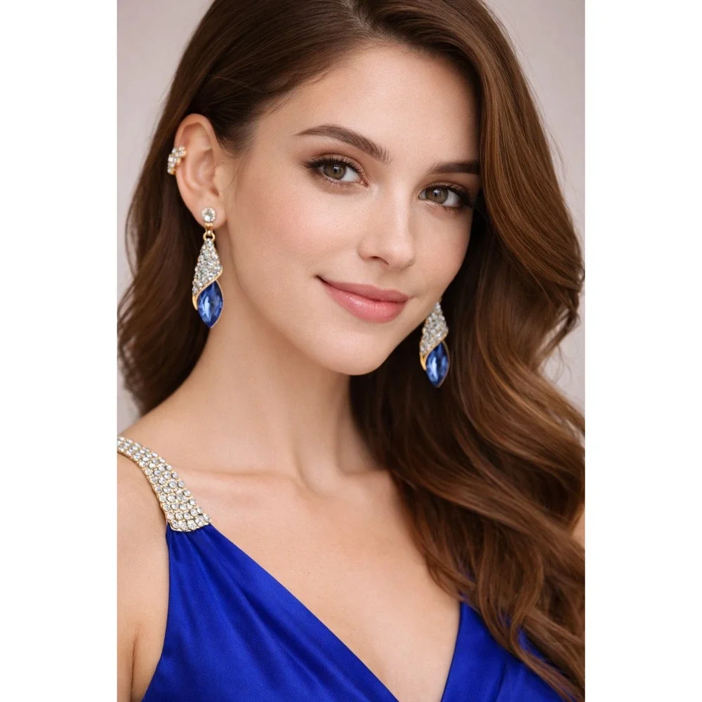 Blue Crystal Gold Tone Drop Earrings Rhinestone Dangle Formal Evening‎ Jewelry